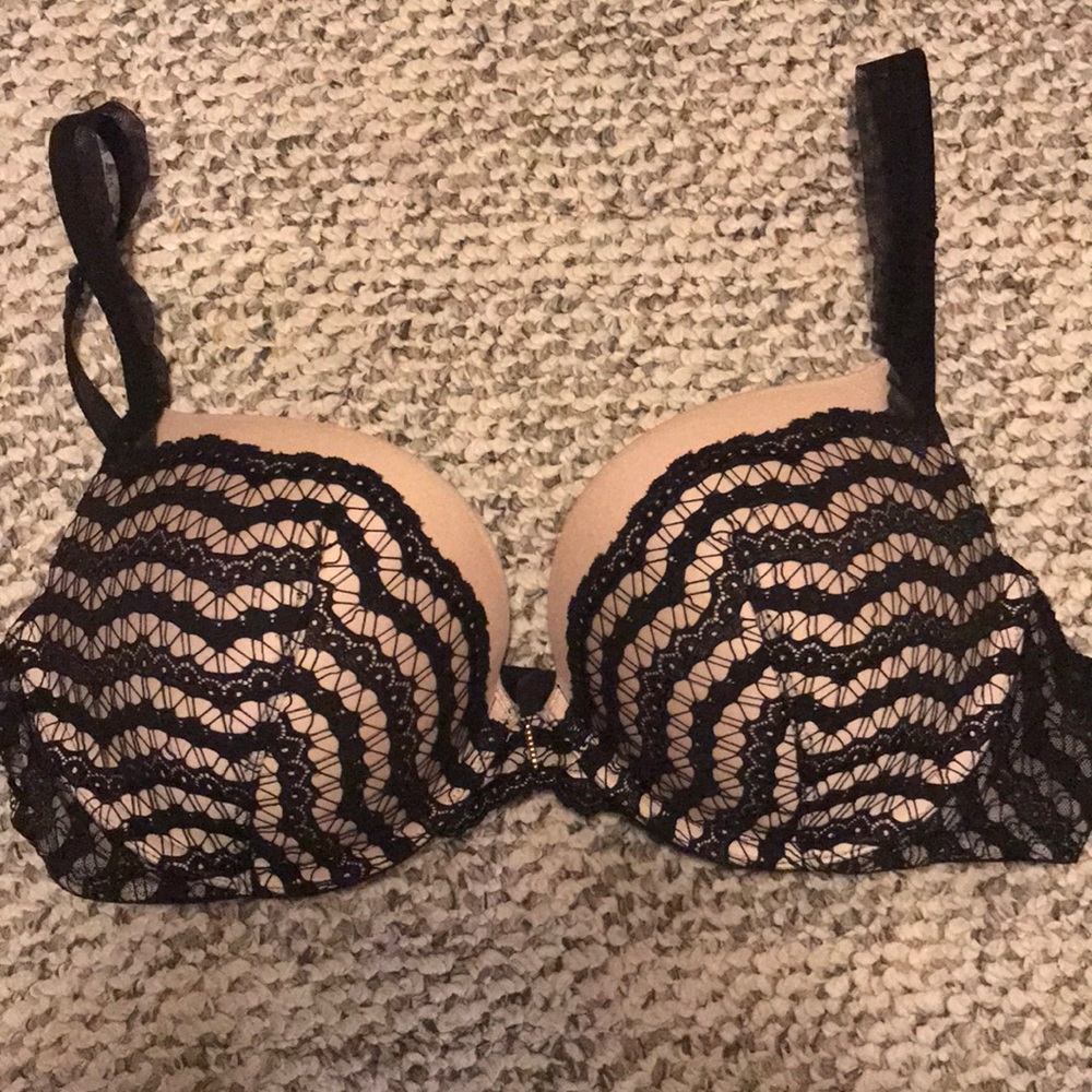 Victoria’s Secret push-up bra